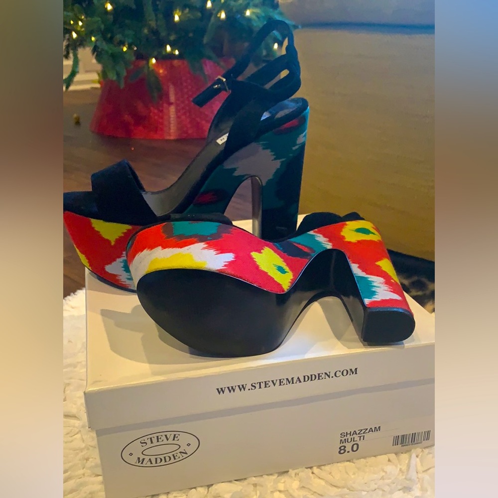 Steve Madden Shazam brand new